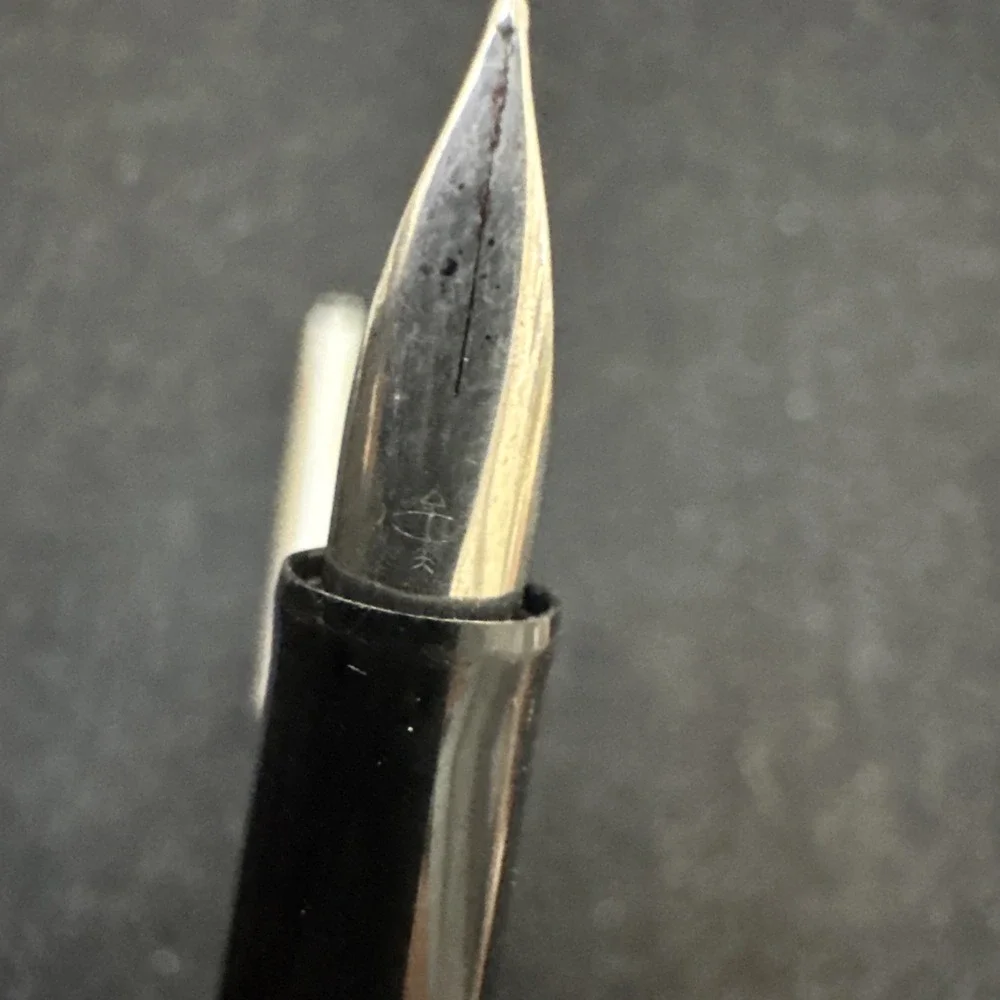 vintage Parker 45 fountain pen WC Made In France 1980's Black Body Silver Tone